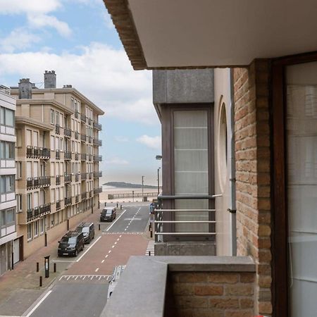 Huswell - Authentic Apartment With Terraces And Parking Кнокке-Хейст Экстерьер фото